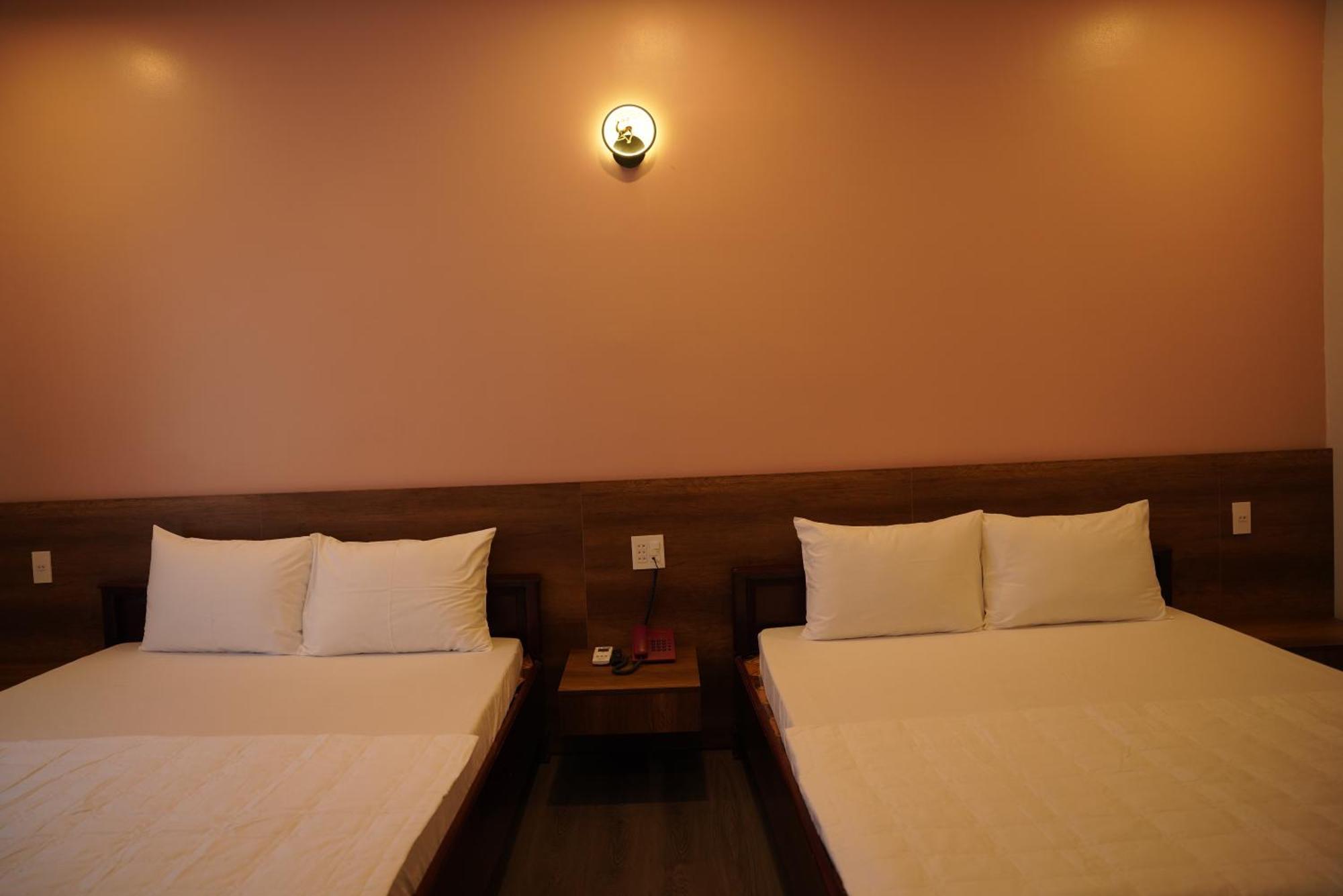 Khach San De Vuong Hotell Cao Lãnh Eksteriør bilde
